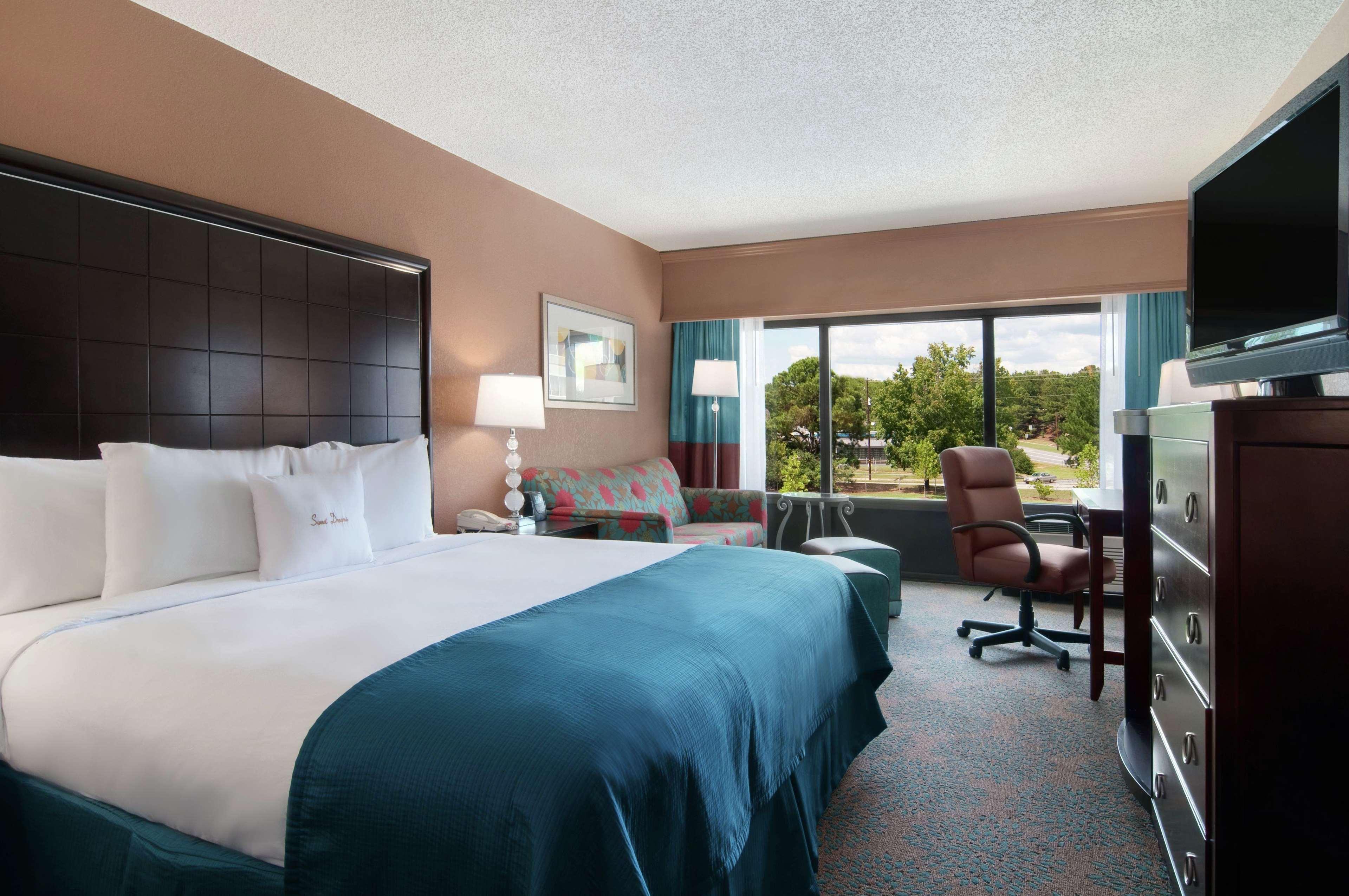 Hotel Doubletree By Hilton Columbus Habitación foto