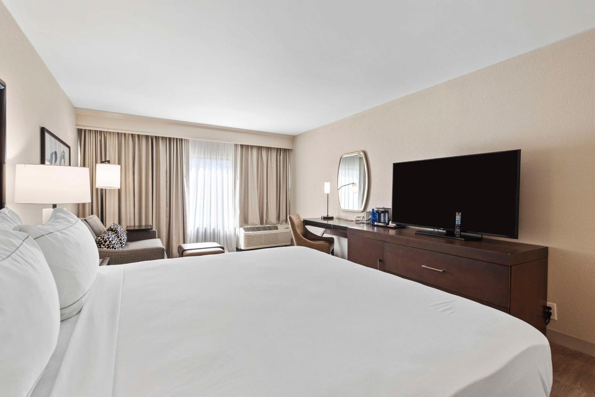 Hotel Doubletree By Hilton Columbus Exterior foto
