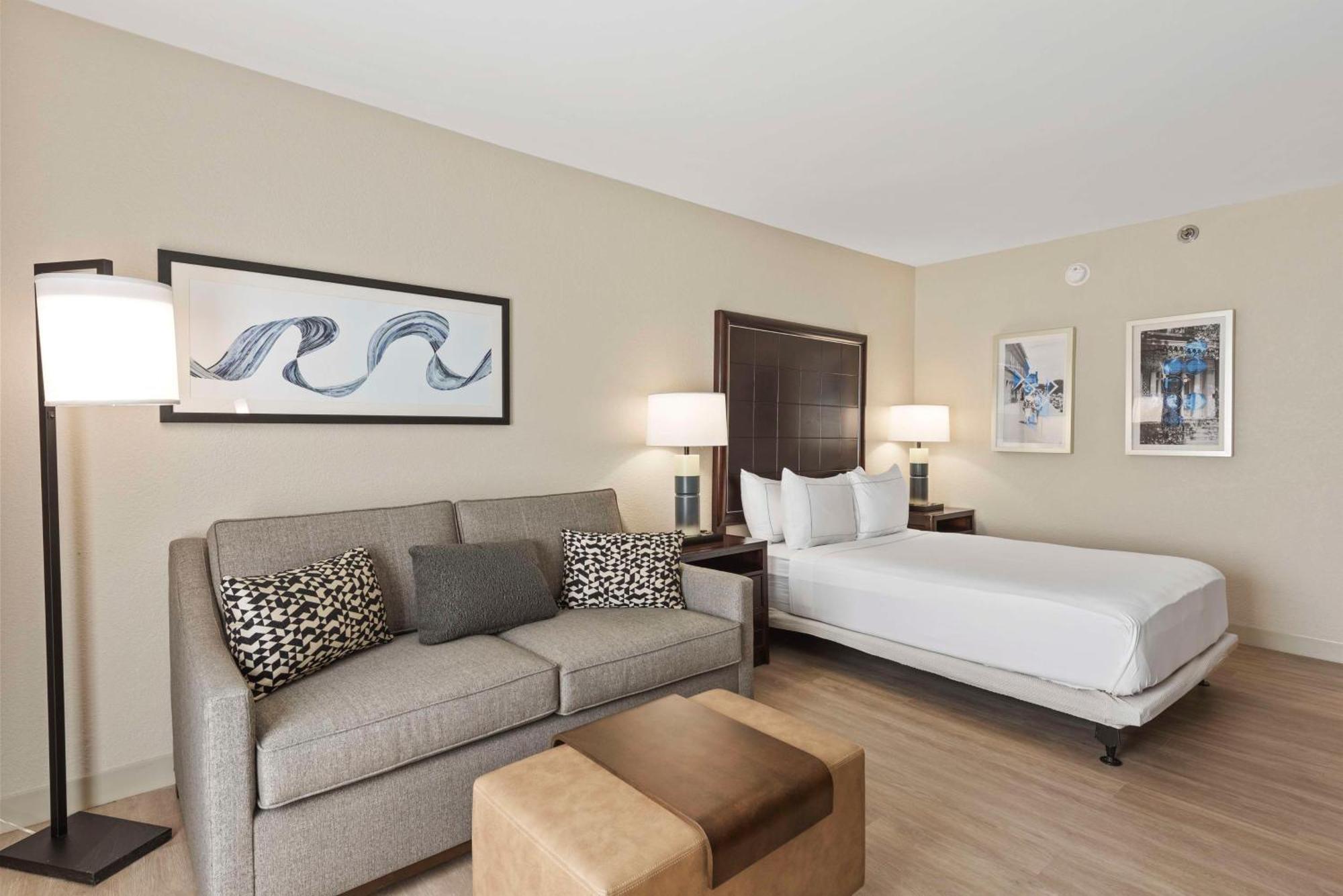 Hotel Doubletree By Hilton Columbus Exterior foto