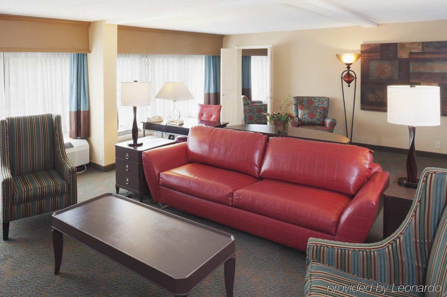 Hotel Doubletree By Hilton Columbus Habitación foto